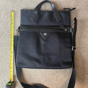 Ladies travel bag or laptop bag excellent condition black
